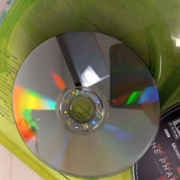 Metal Gear Solid V “The Phantom Pain Day One Edition Microsoft Xbox 360 Game - Picture 5 of 10